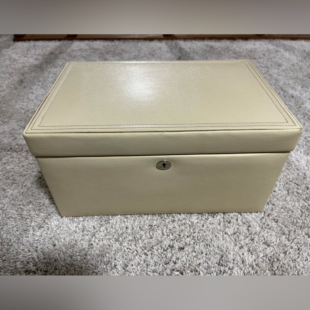 Pottery Barn McKenna Large Jewelry Box